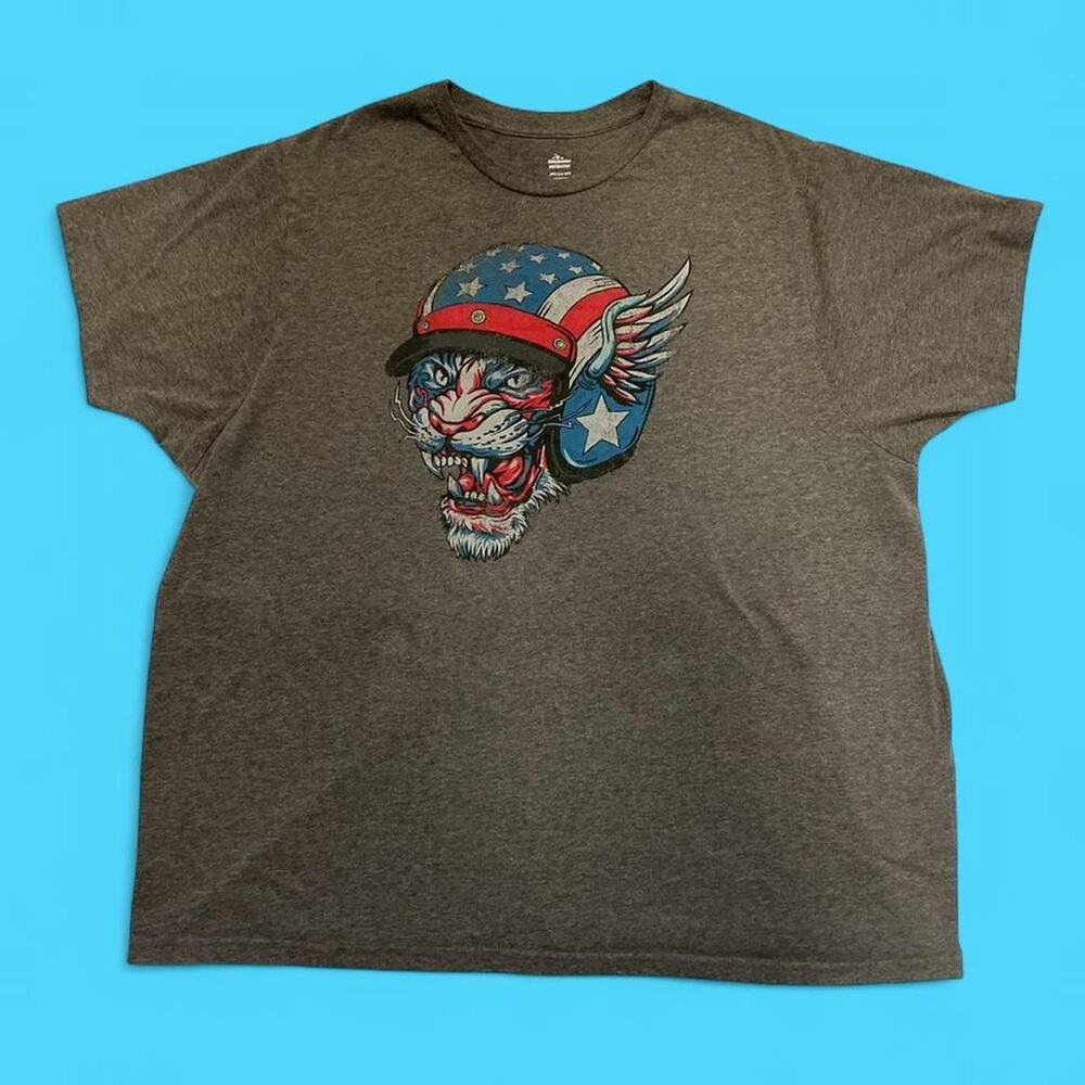 Patriotic graphic tiger helmet tee